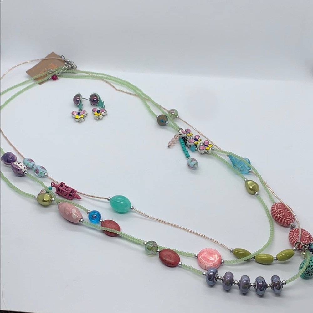🌸Necklace & Earring set by Treska - new!🌿